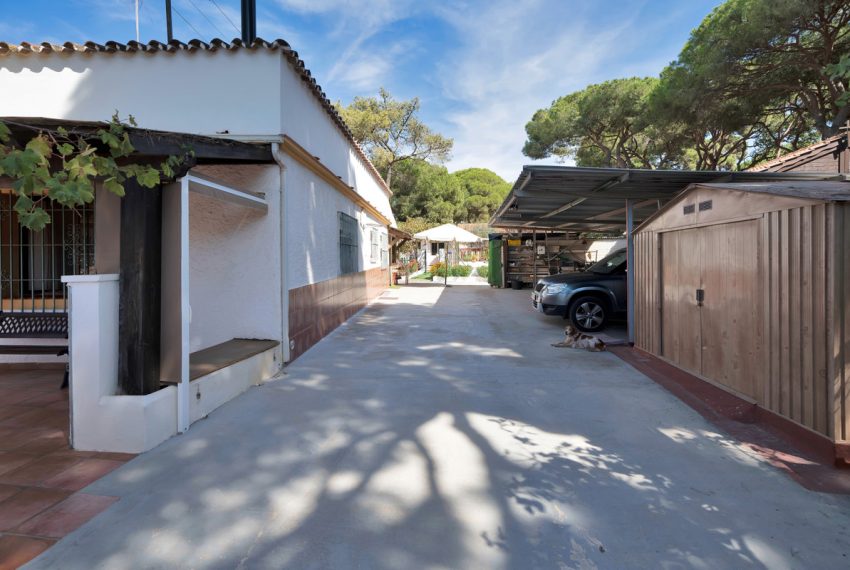 R4990780-Villa-For-Sale-Marbella-Detached-4-Beds-200-Built-10