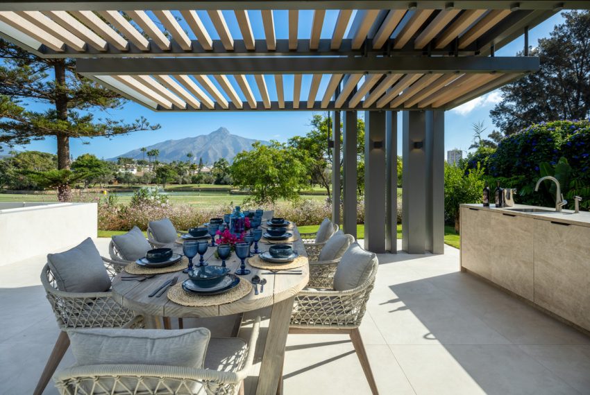 R4993177-Villa-For-Sale-Nueva-Andalucia-Detached-5-Beds-710-Built-14
