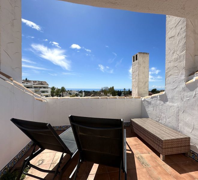 R4993951-Image 1-Penthouse Duplex - 2 Beds - 137 Built