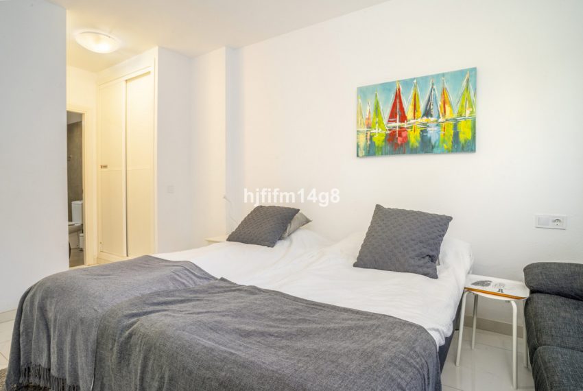 R4994146-Apartment-For-Sale-Nueva-Andalucia-Ground-Floor-3-Beds-110-Built-13