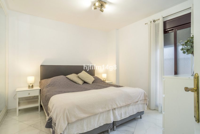 R4994146-Apartment-For-Sale-Nueva-Andalucia-Ground-Floor-3-Beds-110-Built-15