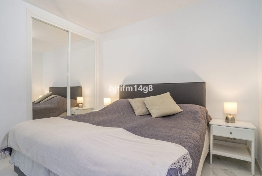 R4994146-Apartment-For-Sale-Nueva-Andalucia-Ground-Floor-3-Beds-110-Built-16