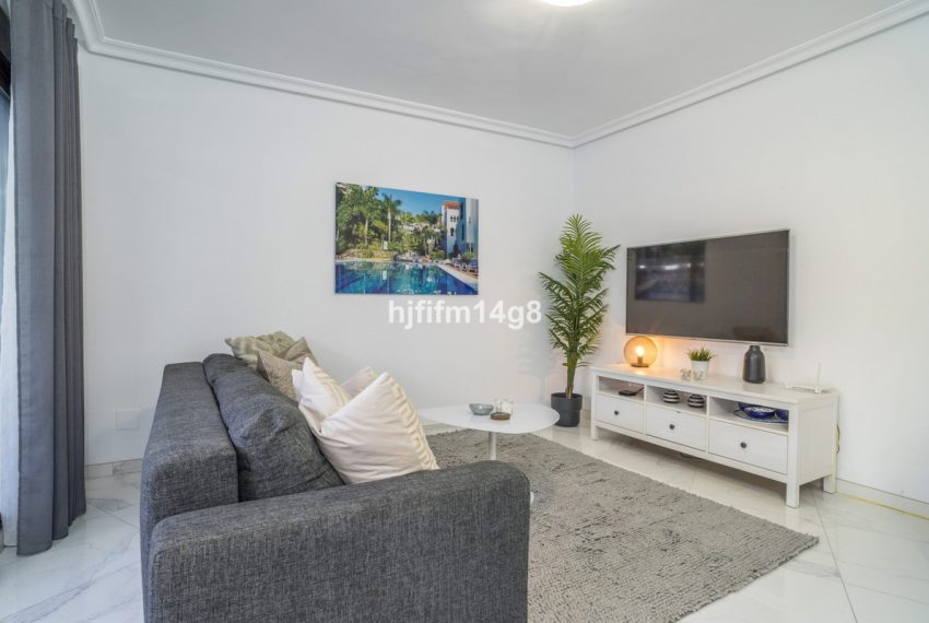 R4994146-Apartment-For-Sale-Nueva-Andalucia-Ground-Floor-3-Beds-110-Built-4