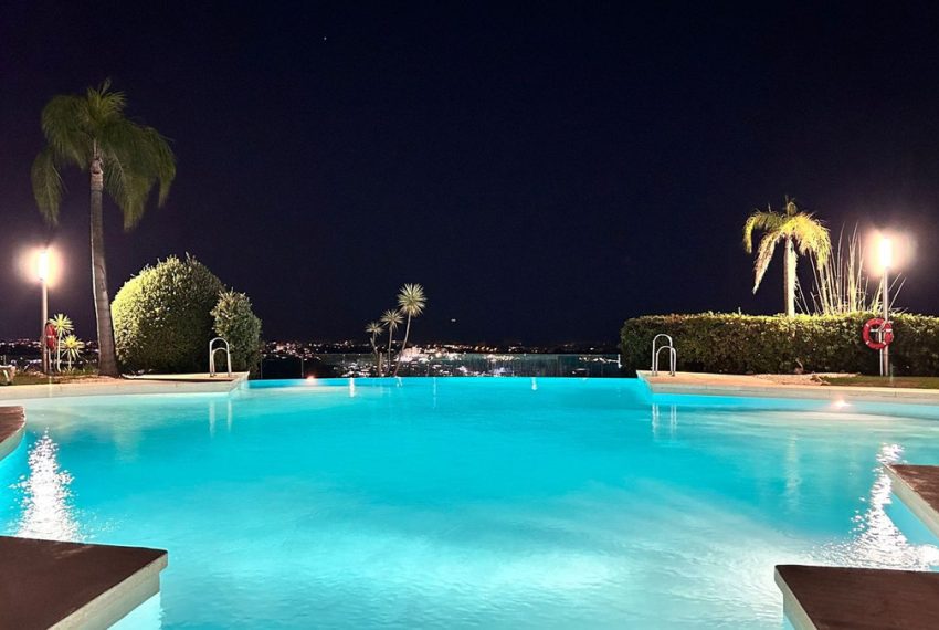 R4994329-Apartment-For-Sale-Benahavis-Ground-Floor-3-Beds-128-Built