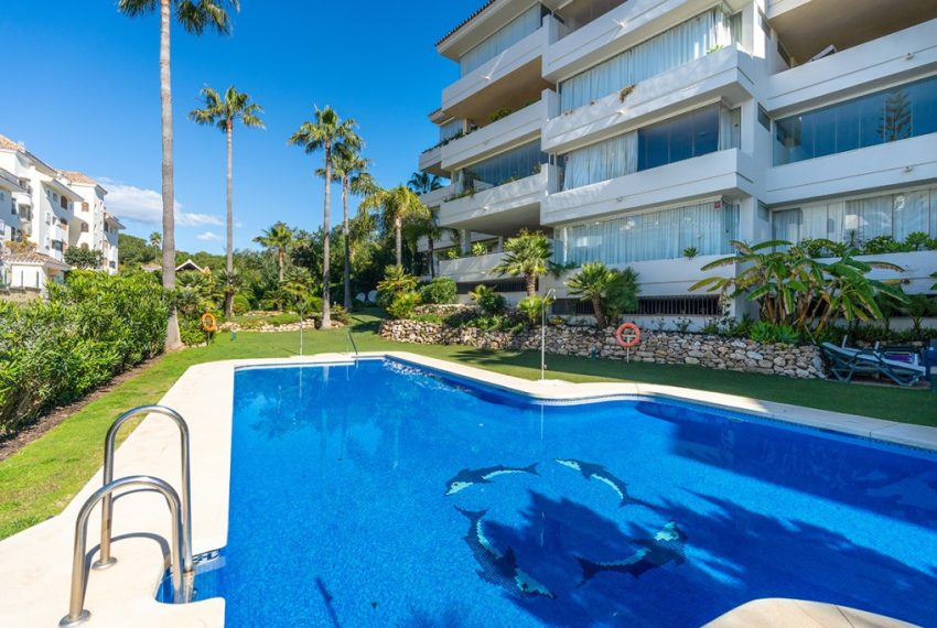 R5001769-Apartment-For-Sale-Marbella-Ground-Floor-2-Beds-131-Built