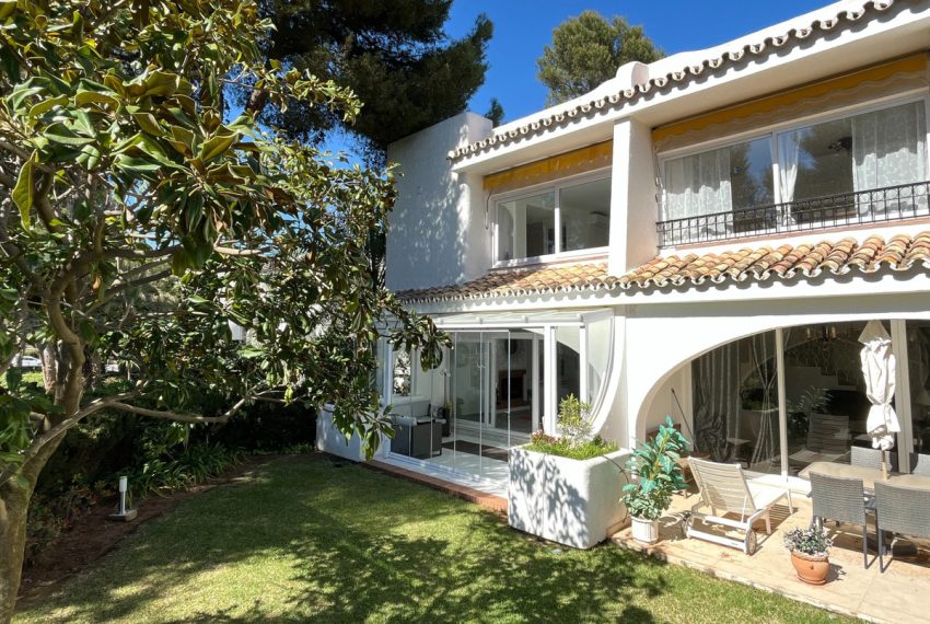 R5002921-Villa-For-Sale-Miraflores-Semi-Detached-3-Beds-182-Built-3