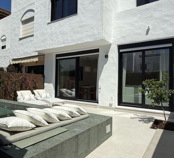 R5004298-Image 1-Terraced - 4 Beds - 160 Built