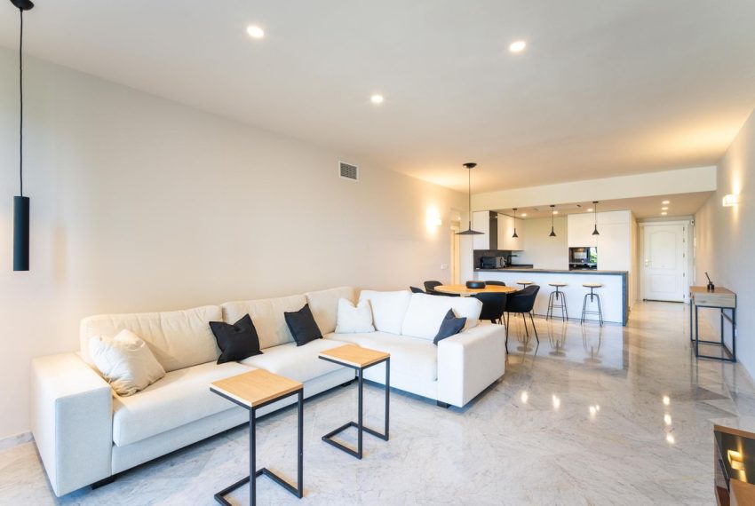 R5004439-Apartment-For-Sale-The-Golden-Mile-Middle-Floor-2-Beds-116-Built-3