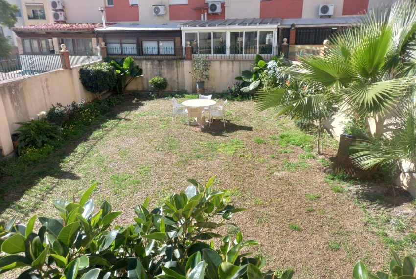 R5004580-Villa-For-Sale-Estepona-Semi-Detached-4-Beds-140-Built-7