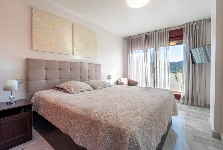 R5004880-Apartment-For-Sale-Benahavis-Duplex-2-Beds-99-Built-14