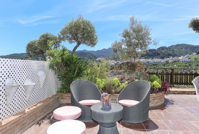 R5005489-Townhouse-For-Sale-Monda-Terraced-3-Beds-221-Built-3