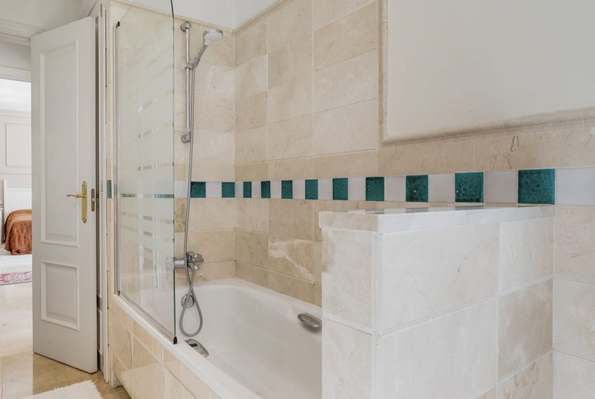 R5005675-Apartment-For-Sale-La-Quinta-Penthouse-Duplex-3-Beds-146-Built-18