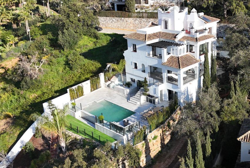R5005873-Villa-For-Sale-Marbella-Detached-6-Beds-496-Built-3