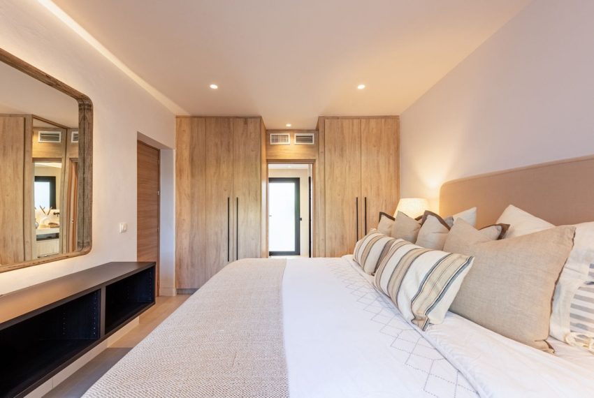R5009527-Apartment-For-Sale-Nueva-Andalucia-Ground-Floor-2-Beds-95-Built-14