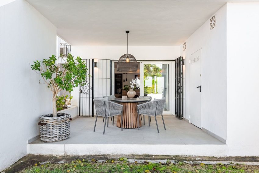 R5009527-Apartment-For-Sale-Nueva-Andalucia-Ground-Floor-2-Beds-95-Built-9