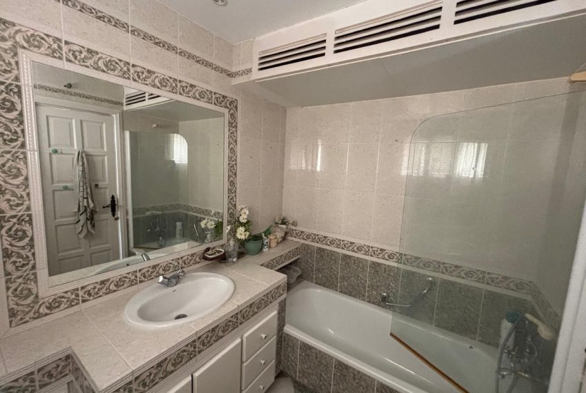 R5009545-Apartment-For-Sale-Nueva-Andalucia-Middle-Floor-3-Beds-124-Built-11