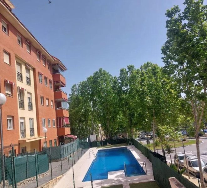 R5010619-Image 1-Middle Floor - 3 Beds - 120 Built