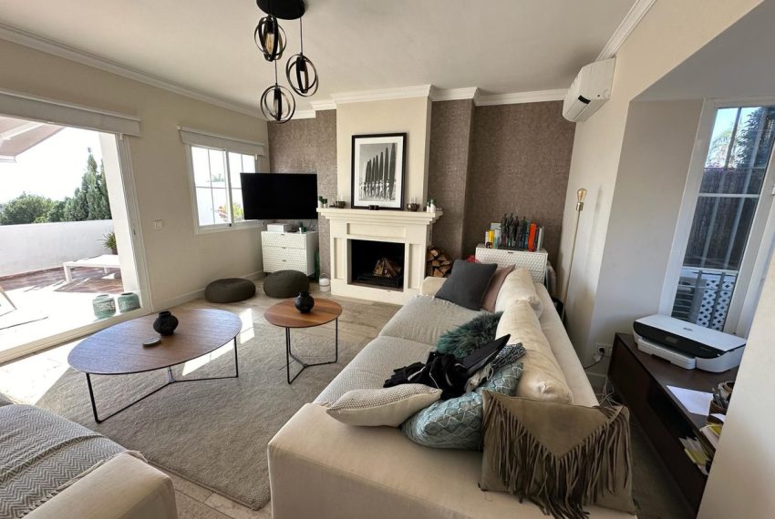 R5013634-Townhouse-For-Sale-The-Golden-Mile-Terraced-3-Beds-160-Built-6