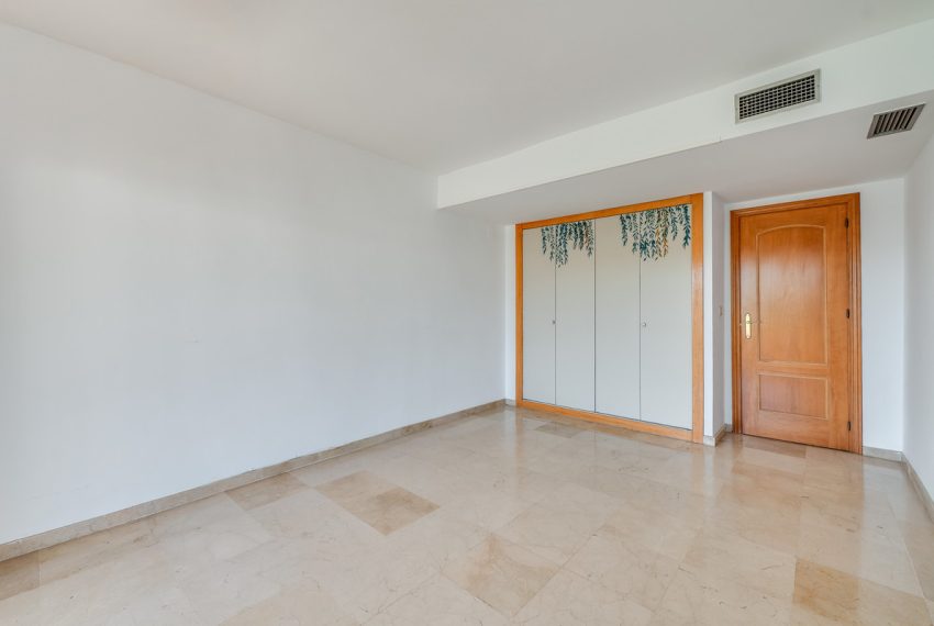 R5013880-Apartment-For-Sale-San-Pedro-de-Alcantara-Penthouse-Duplex-3-Beds-243-Built-15