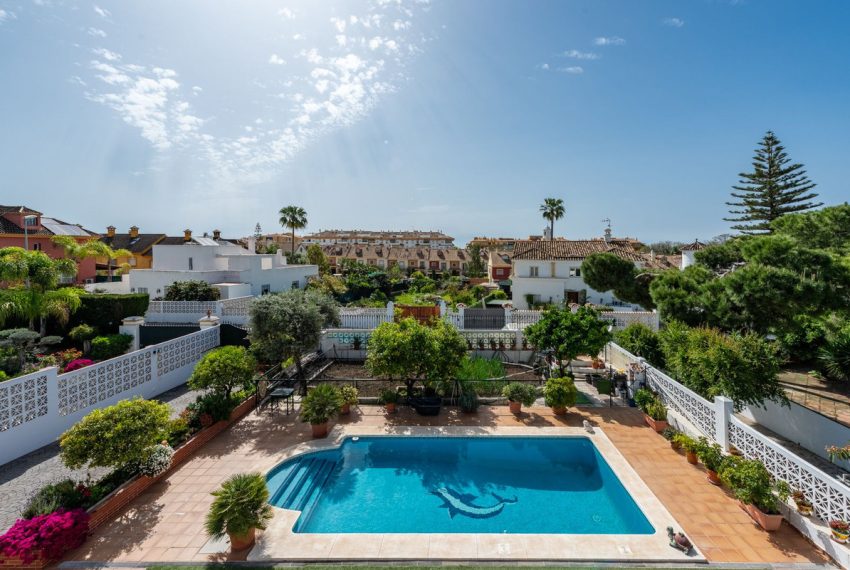 R5014684-Villa-For-Sale-San-Pedro-de-Alcantara-Detached-6-Beds-628-Built-3
