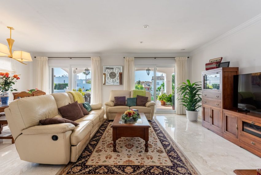 R5014684-Villa-For-Sale-San-Pedro-de-Alcantara-Detached-6-Beds-628-Built-6