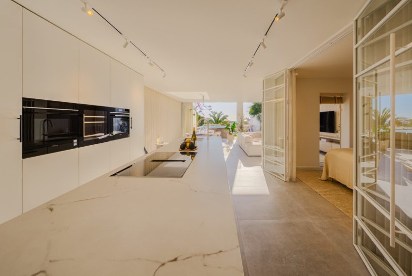 R5014906-Apartment-For-Sale-Nueva-Andalucia-Ground-Floor-3-Beds-191-Built-5