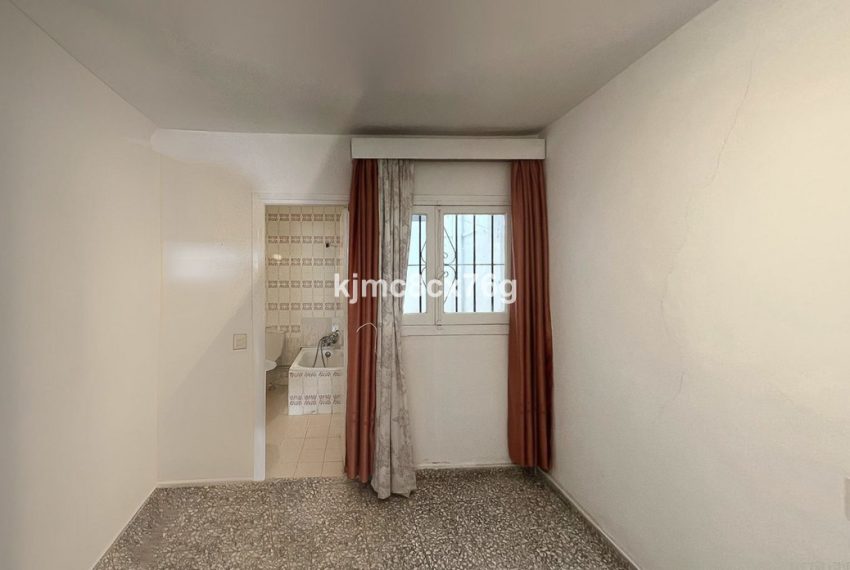 R5015485-Villa-For-Sale-Marbella-Detached-5-Beds-330-Built-13