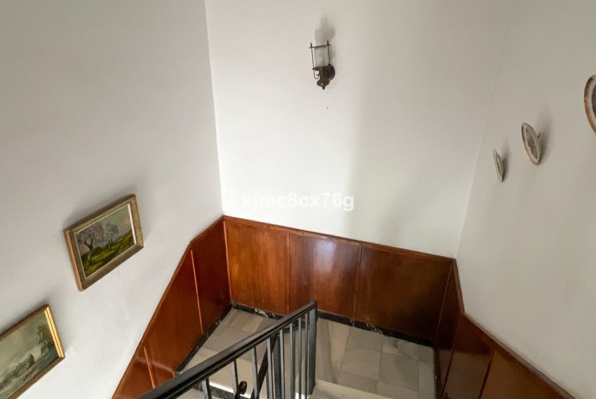 R5015485-Villa-For-Sale-Marbella-Detached-5-Beds-330-Built-15