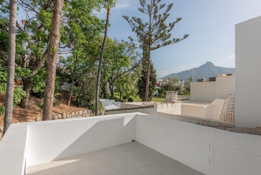 R5015557-Townhouse-For-Sale-Nueva-Andalucia-Terraced-3-Beds-143-Built-14