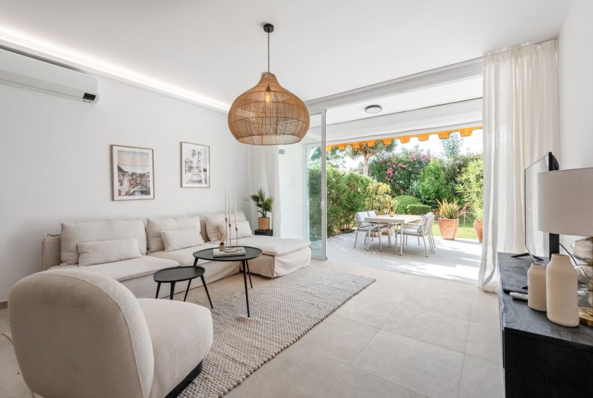 R5015557-Townhouse-For-Sale-Nueva-Andalucia-Terraced-3-Beds-143-Built-4