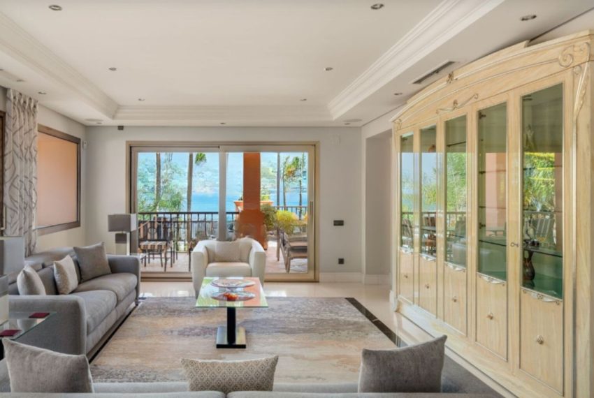 R5016154-Apartment-For-Sale-Marbella-Penthouse-Duplex-4-Beds-967-Built-2