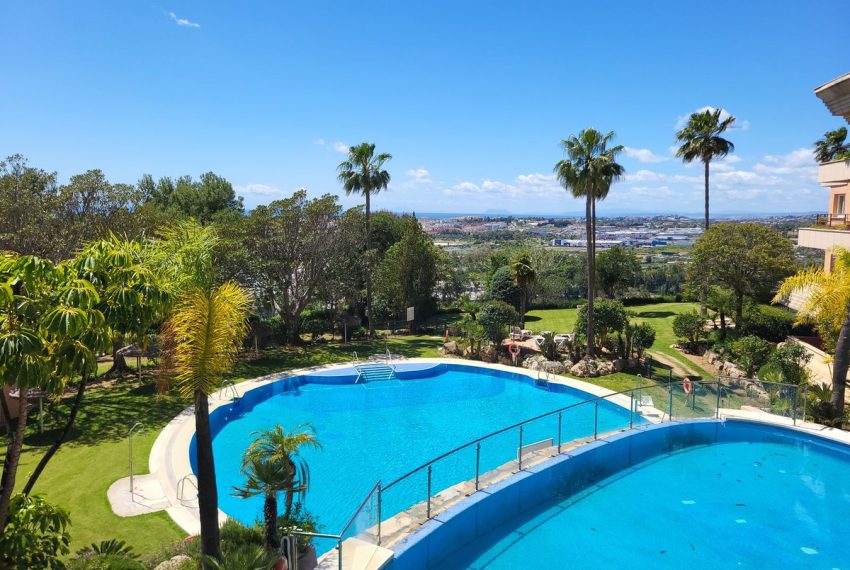 R5016217-Apartment-For-Sale-Nueva-Andalucia-Middle-Floor-2-Beds-117-Built-1