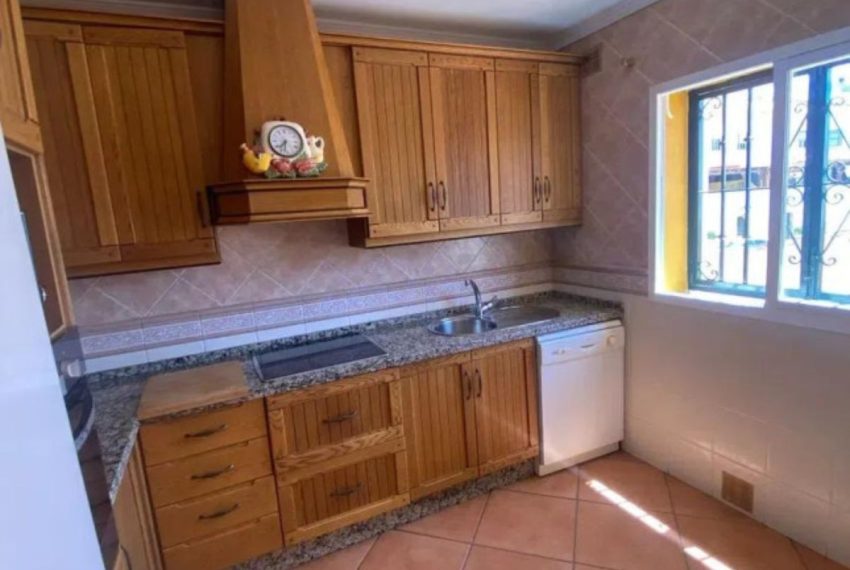 R5017006-Villa-For-Sale-Marbella-Semi-Detached-4-Beds-209-Built-19