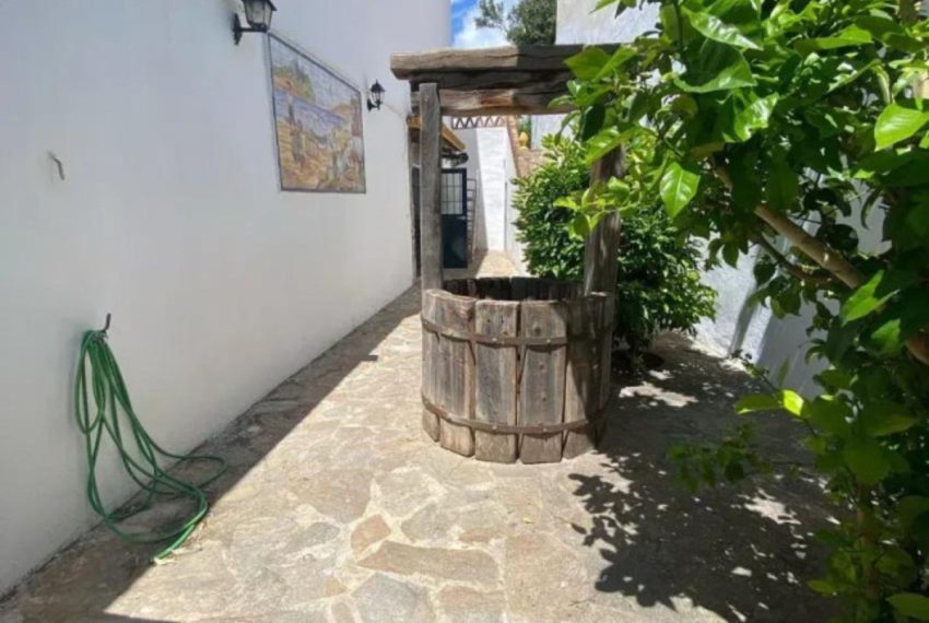 R5017006-Villa-For-Sale-Marbella-Semi-Detached-4-Beds-209-Built-4