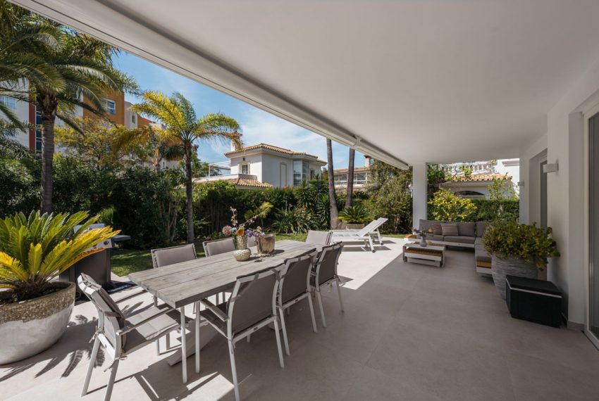 R5017018-Villa-For-Sale-Estepona-Detached-4-Beds-250-Built-15