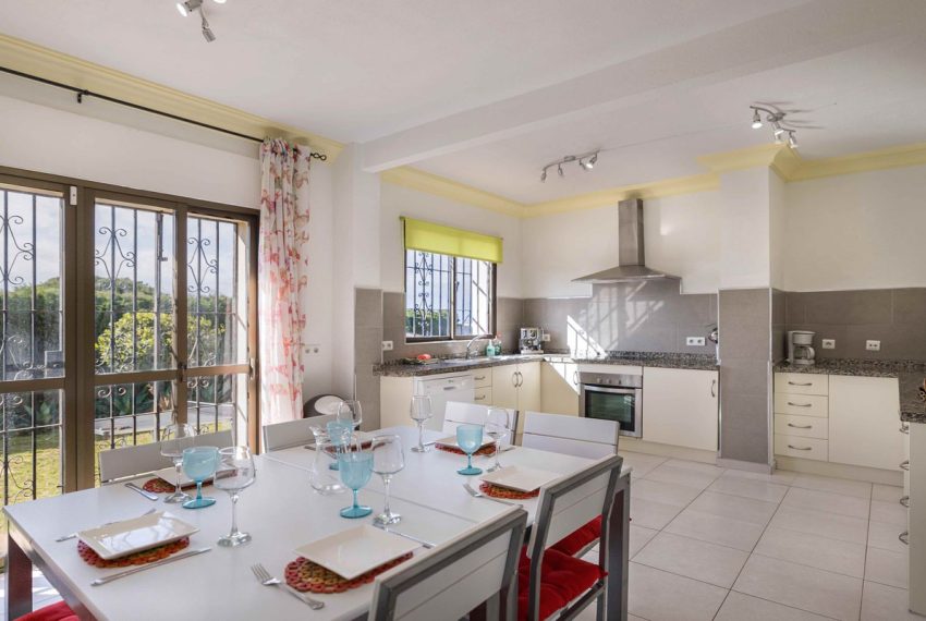 R5017291-Villa-For-Sale-Estepona-Detached-5-Beds-334-Built-6