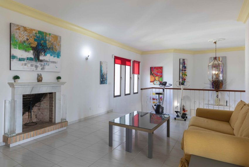 R5017291-Villa-For-Sale-Estepona-Detached-5-Beds-334-Built-9
