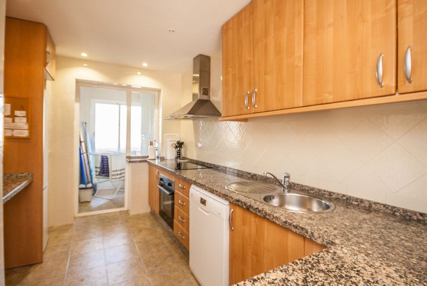 R5017525-Apartment-For-Sale-Elviria-Penthouse-2-Beds-120-Built-14