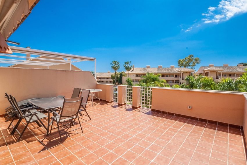 R5017525-Apartment-For-Sale-Elviria-Penthouse-2-Beds-120-Built-4