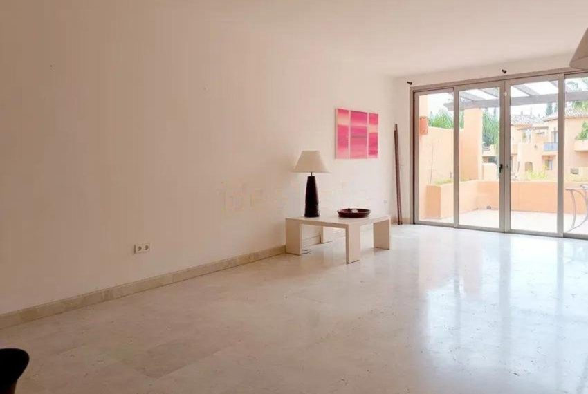 R5017597-Apartment-For-Sale-Bel-Air-Penthouse-2-Beds-120-Built-11