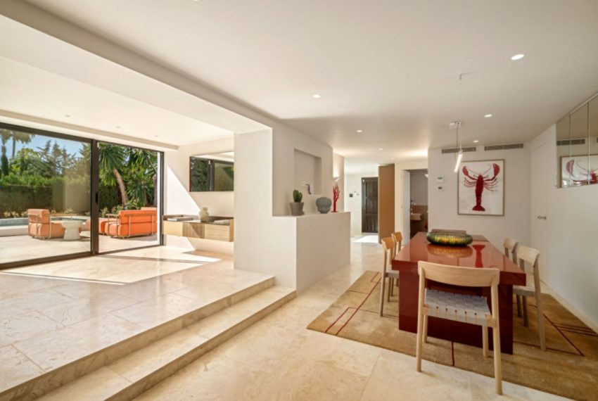 R5017633-Villa-For-Sale-Nueva-Andalucia-Detached-4-Beds-262-Built-7
