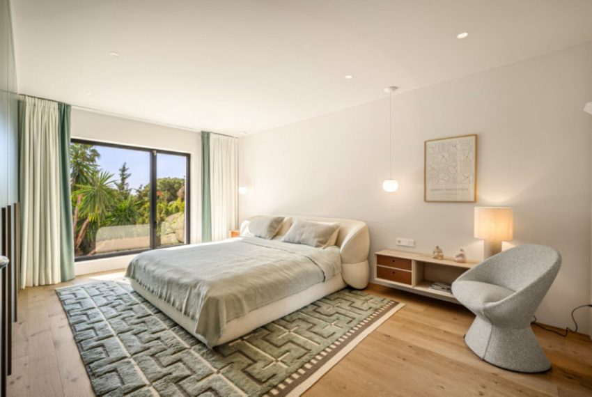 R5017633-Villa-For-Sale-Nueva-Andalucia-Detached-4-Beds-262-Built-8