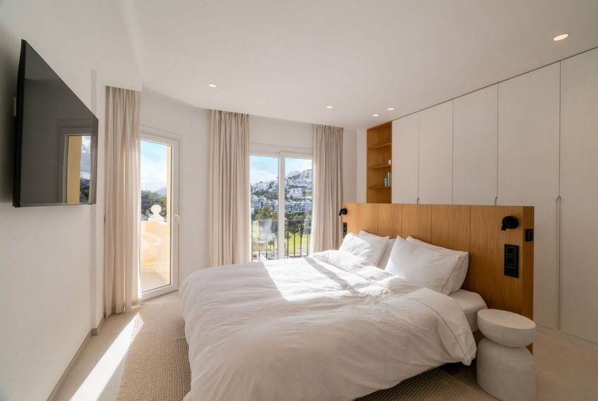 R5017696-Apartment-For-Sale-La-Quinta-Penthouse-Duplex-3-Beds-200-Built-5