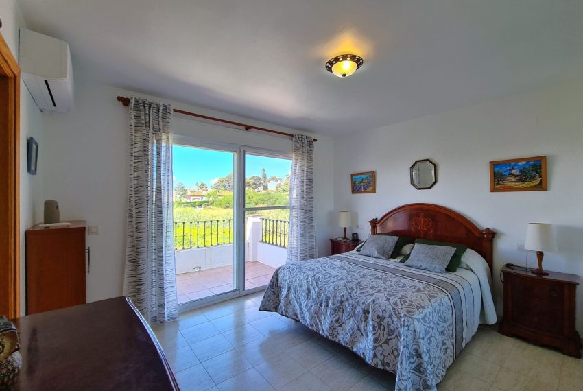 R5018458-Villa-For-Sale-Estepona-Semi-Detached-3-Beds-115-Built-18