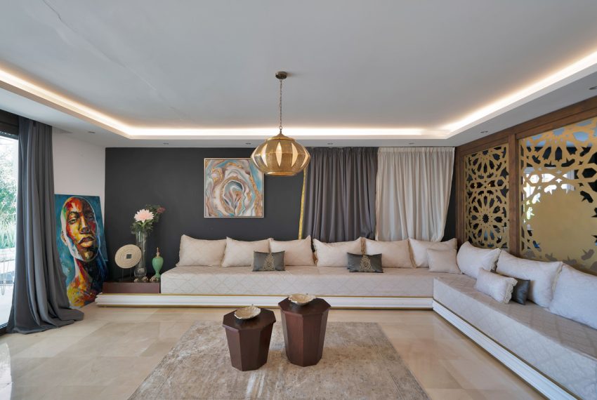 R5018968-Villa-For-Sale-Marbella-Semi-Detached-4-Beds-239-Built-12