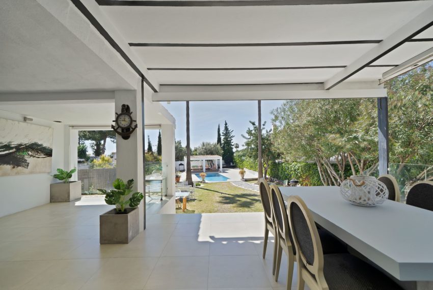 R5018968-Villa-For-Sale-Marbella-Semi-Detached-4-Beds-239-Built-8