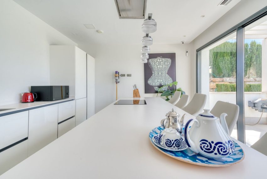 R5019310-Villa-For-Sale-Estepona-Detached-4-Beds-351-Built-11