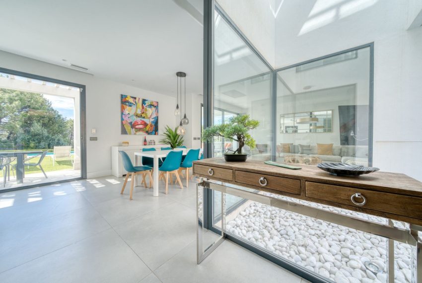 R5019310-Villa-For-Sale-Estepona-Detached-4-Beds-351-Built-6