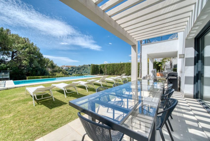 R5019310-Villa-For-Sale-Estepona-Detached-4-Beds-351-Built-7