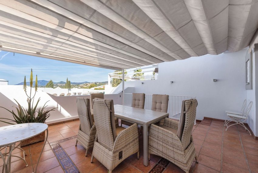R5019328-Townhouse-For-Sale-Nueva-Andalucia-Terraced-3-Beds-232-Built-1